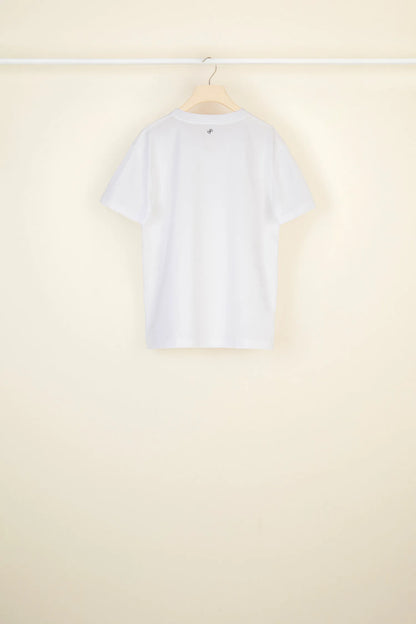Syntony White